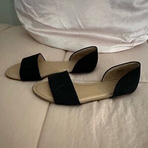 Black Flat Sandals